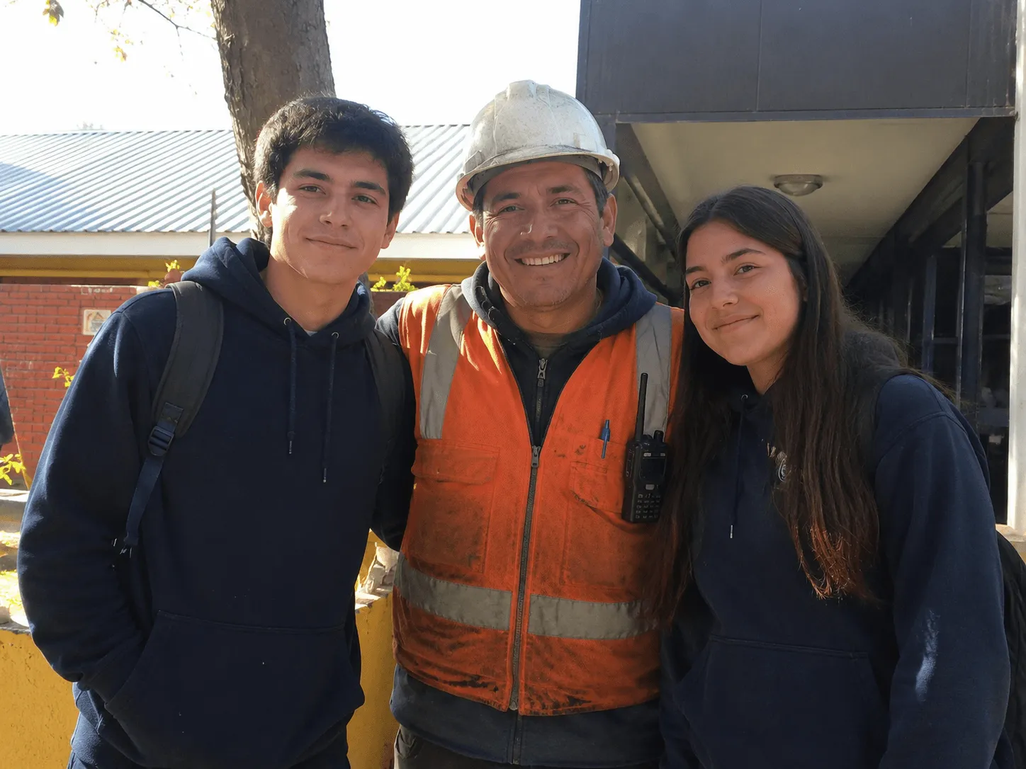 Más de 300 becas impulsan el desarrollo de trabajadores y familias de la construcción en todo Chile